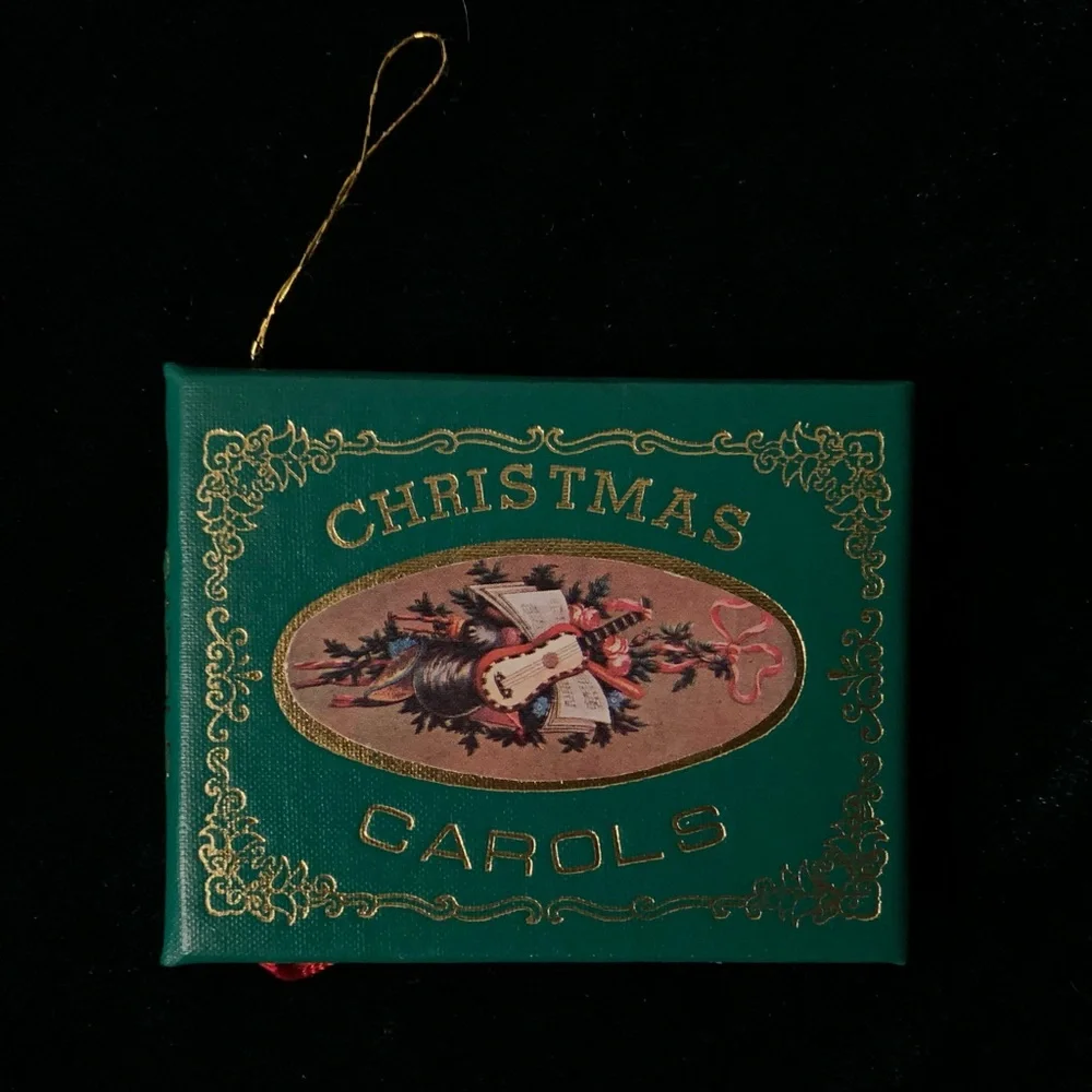 Vintage Christmas Carols Mini Book, Father Christmas/St Nick and Heart Ornament